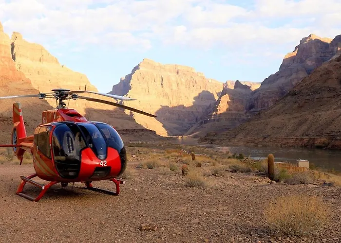 The Grand Canyon Headquarters Lodge *